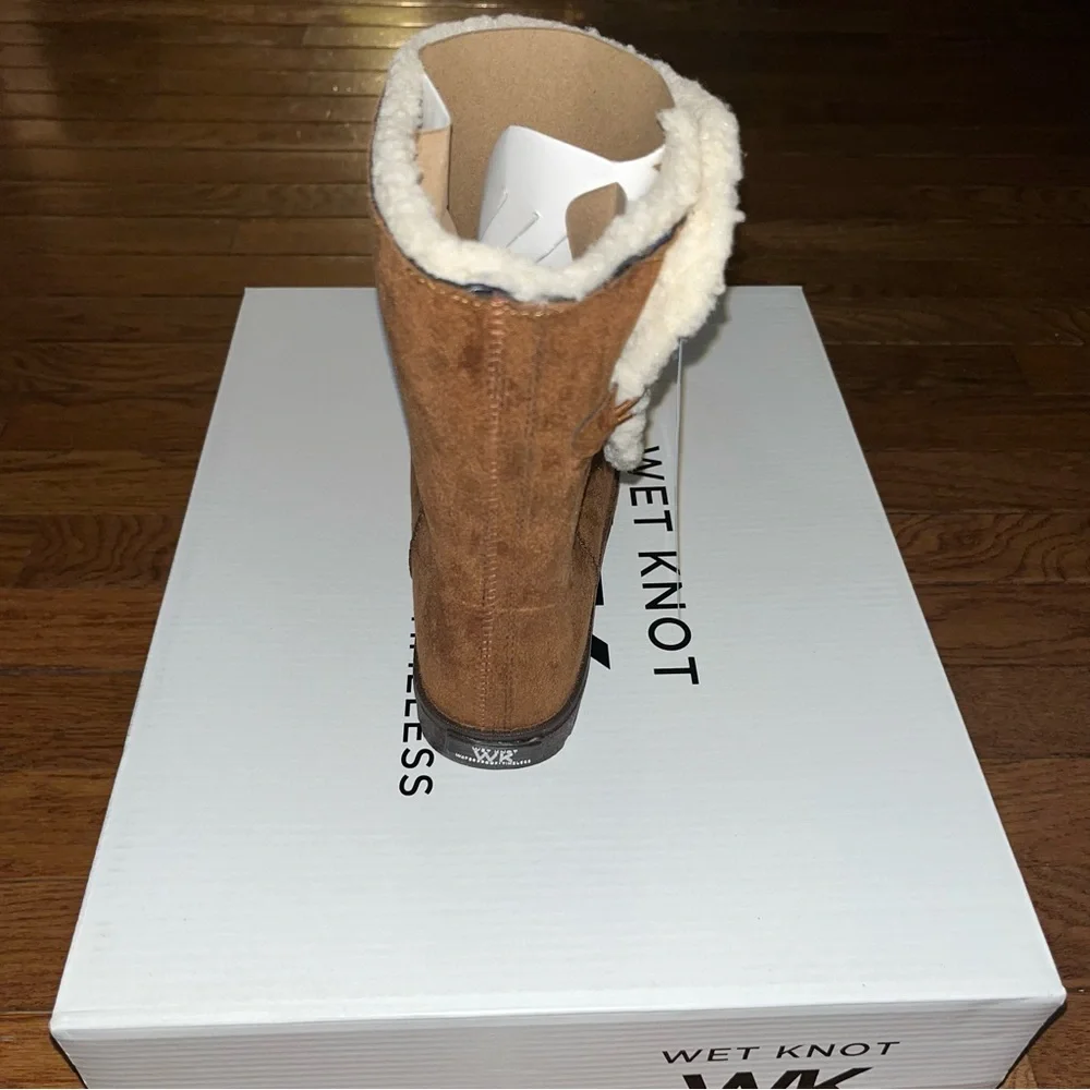 Wet Knot Drifter Cozy Boots Faux Suede Honey Brown Women’s Size 6 Sherpa lined